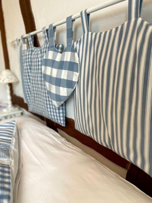 La Petite Chambre Bleue - Centre Historique-2 Pers-Non Accessible Au Personnes A Mobilite Reduite ケゼルスベール エクステリア 写真